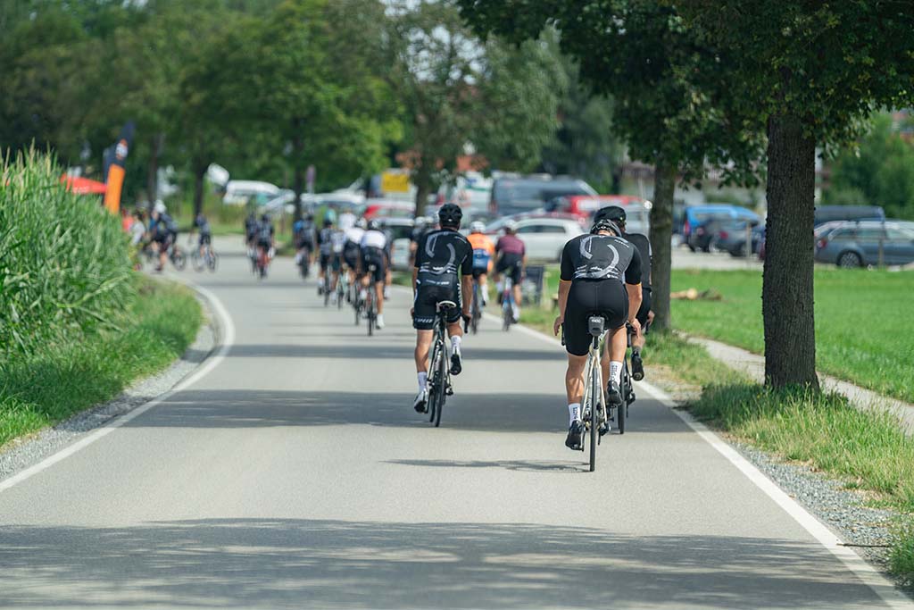 Shades_of_Speed_2023_Team-F8-Druck-800701