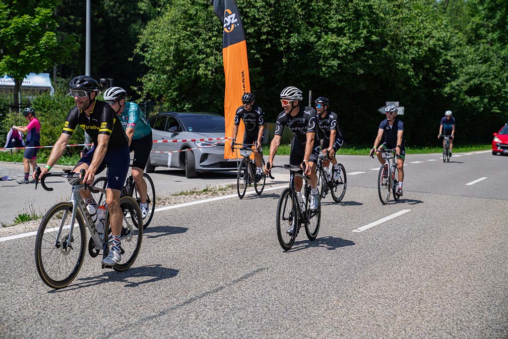 Shades_of_Speed_2023_Team-F8-Druck-801075
